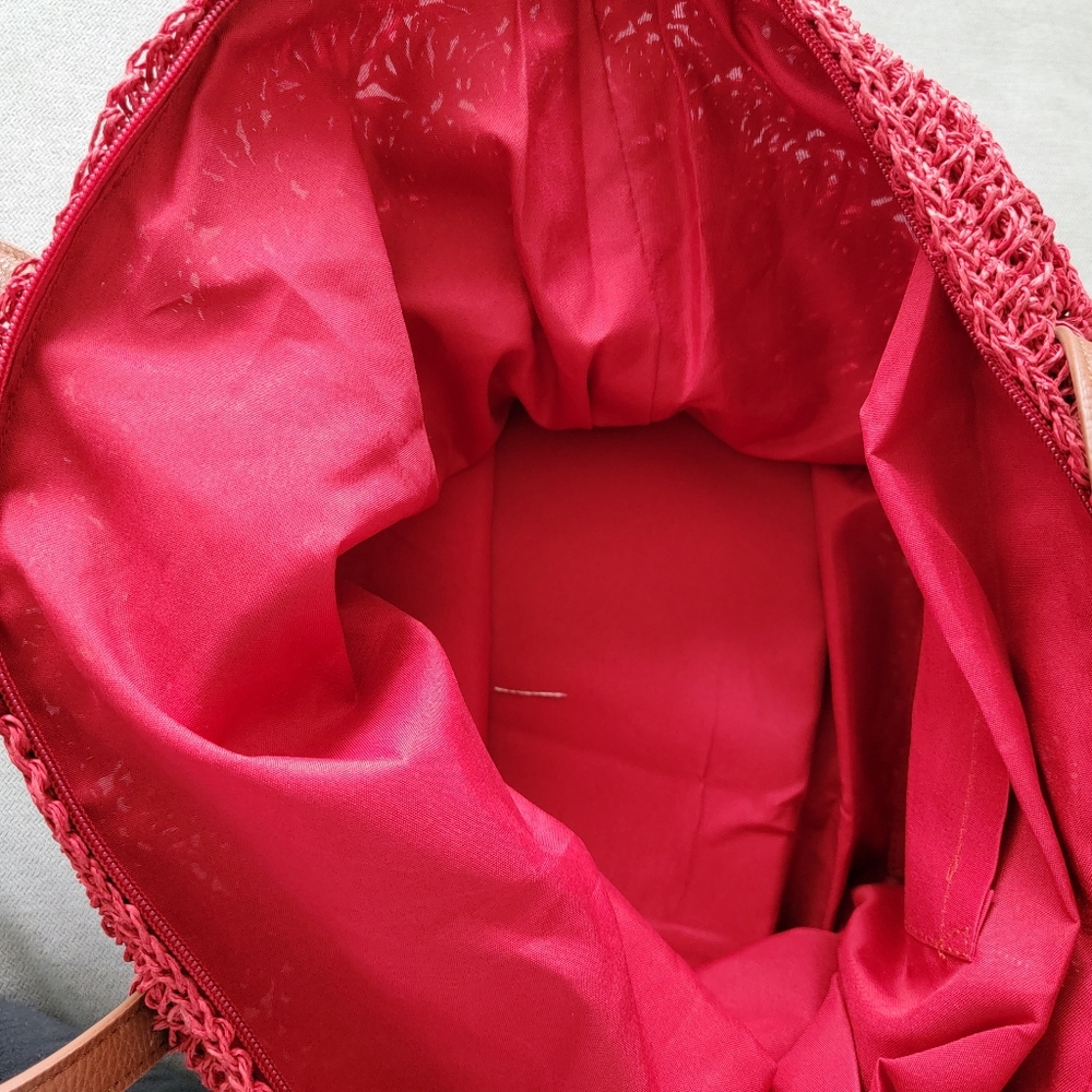 New Red Straw Shoulder Bag - Picture 8 of 8